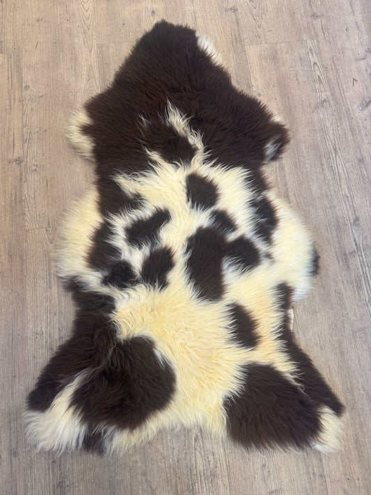 Geflecktes Lammfell Nr.2