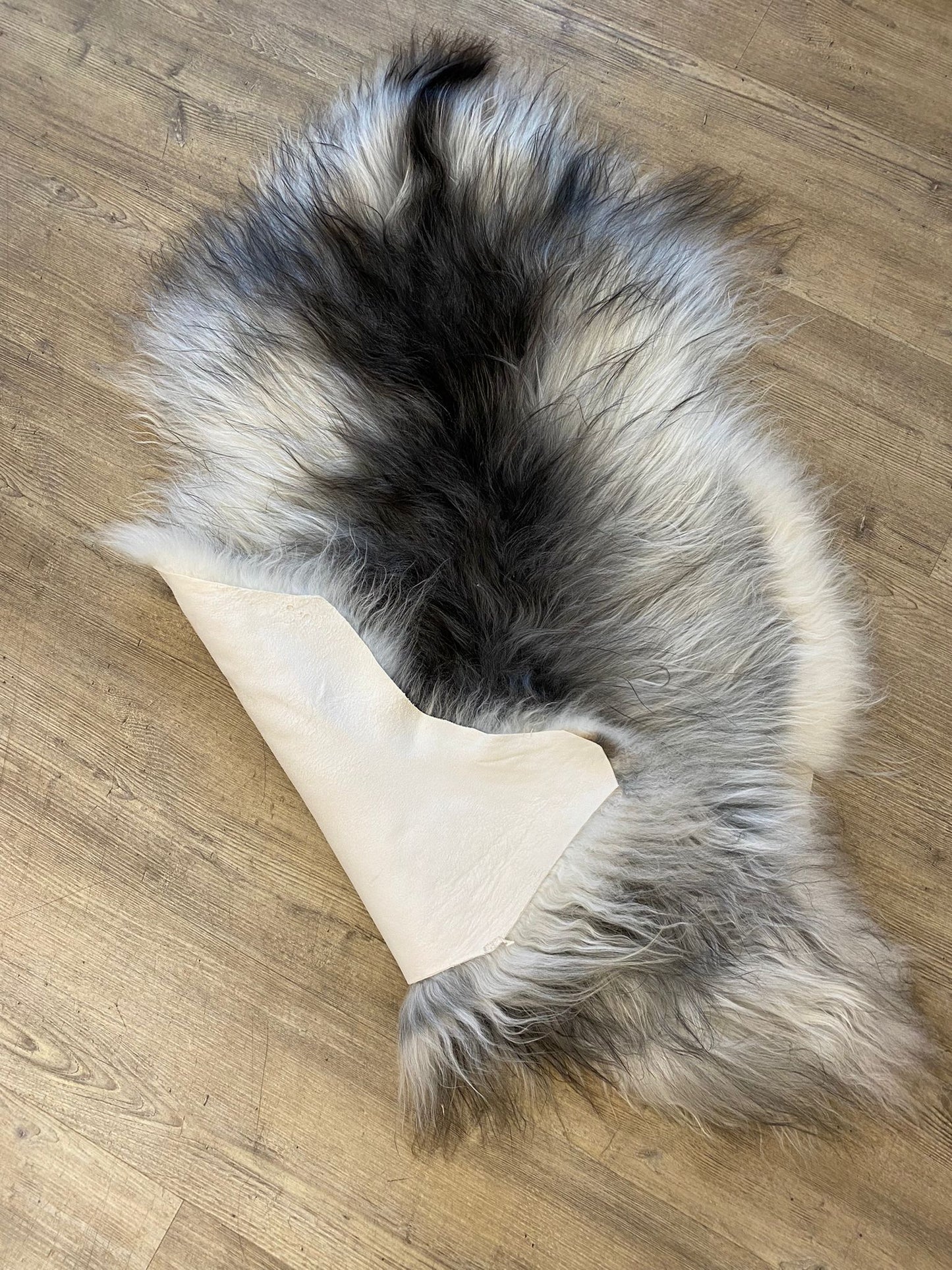 Geflecktes Lammfell Nr.18