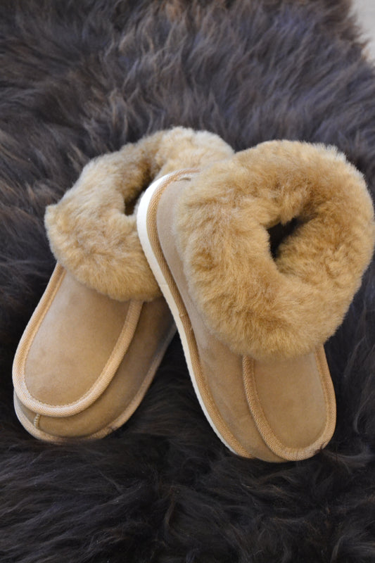 Lammfell Hausschuhe mit Fellrand für Damen & Herren