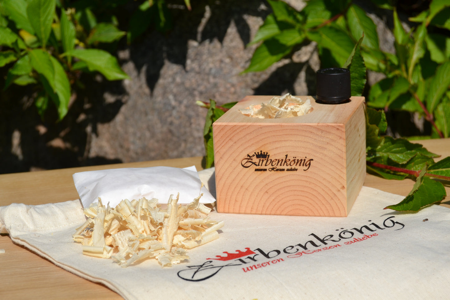 Zirbenwürfel mit oder ohne Deckel (Set)