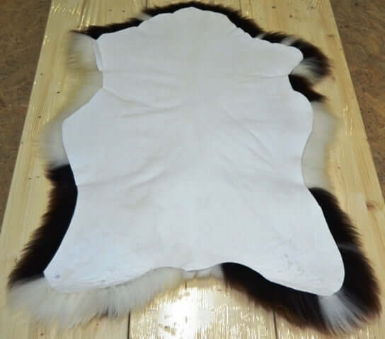 Geflecktes Lammfell Nr. 10